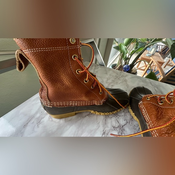 L.L. Bean Ladies Duck Boots with Flannel Lined 8” - Picture 14 of 16